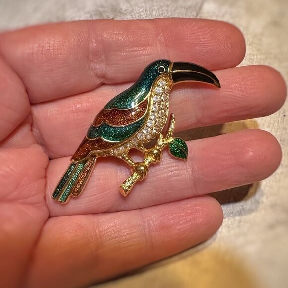 Vintage Toucan Gold Enamel Rhinestone Brooch - Picture 2 of 5